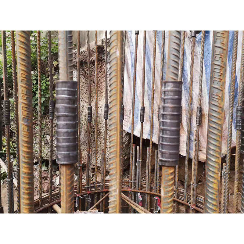The scene of using Cold Extrusion Rebar Coupler at the construction site