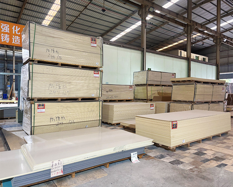 warehouse 4