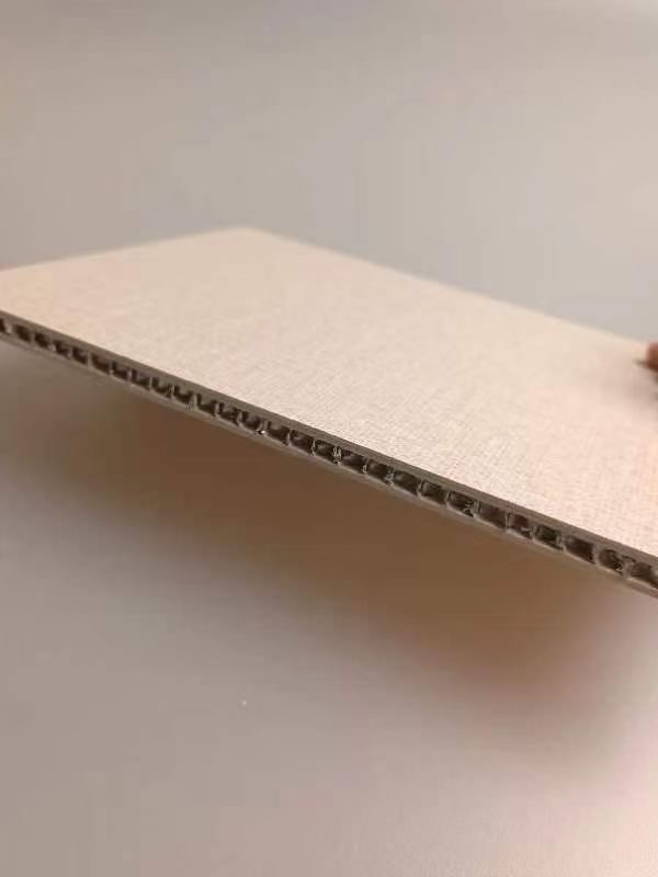 Double-sided aluminum honeycomb panels detail